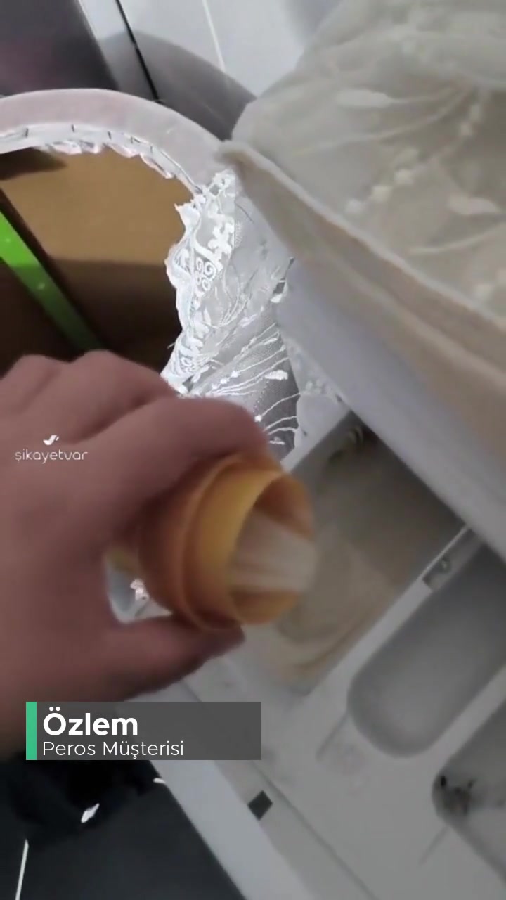 Peros Müşteri İlişkileri Çok İlgisiz videonun kapak resmi