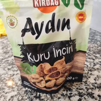 Aldığım Kuru İncirlerin İçinden Kurt Ve Kelebek Çıktı