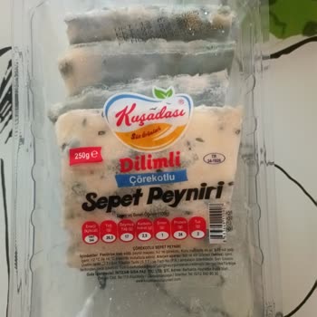 Tarihi Geçmemiş Peynir Küflü Çıktı