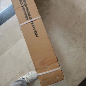 Sürat Kargo Teslimatında Yaşanan İlgisizlik Ve Mağduriyet