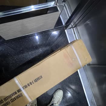 Sürat Kargo Teslimatında Yaşanan İlgisizlik Ve Mağduriyet