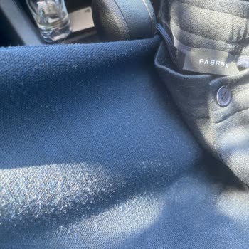 Kısa Sürede Tüylenen Pantolona Çözüm Bekliyorum