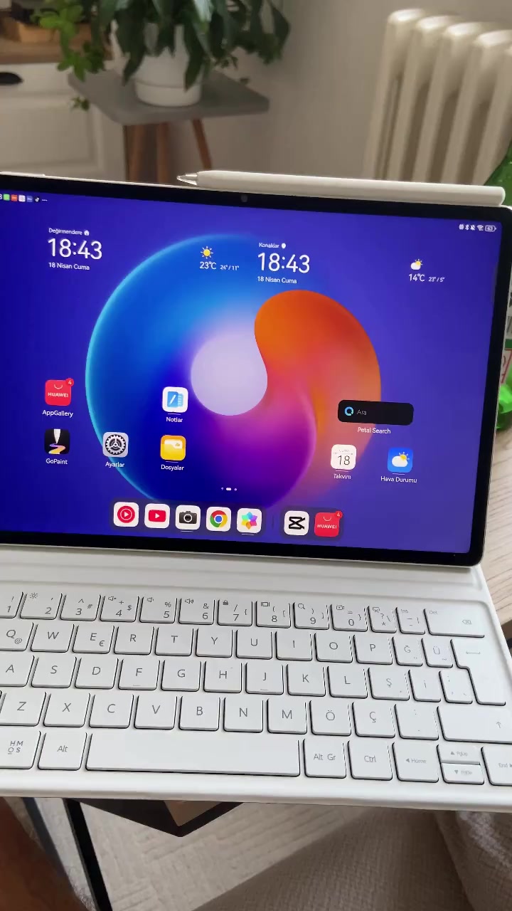 Huawei MatePad 12.6 PaperMatte Edition Lags Severely When Using CapCut App video cover