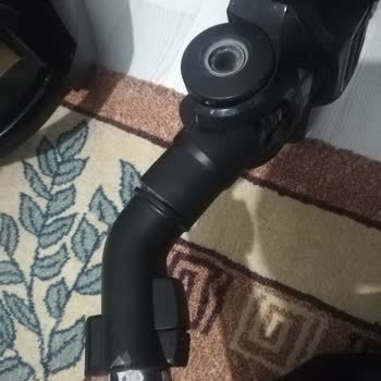 Süpürge Başlıkları Hızla Gevşiyor, Yedek Parça Fiyatları Çok Yüksek