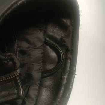 DeFacto Deri Ceket Beklenmedik Kalitesizlik Ve Dökülen Malzeme Sorunu