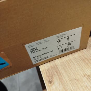 North Face Ayakkabıda Kısa Sürede Yaşanan Yırtılma Ve Kalite Sorunu