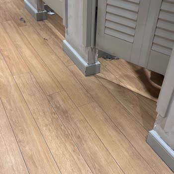 Prova Kabinlerinin Temizliği Ve Yetersizliği Hayal Kırıklığı Yarattı