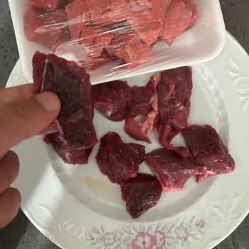 Online Aldığım Dana Kuşbaşı Bozuk Ve Kokuyordu