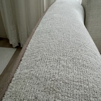 Yeni Alınan Oturma Grubunda Kısa Sürede Tüylenme Ve Kararma Yaşadım Çözüm Bulamıyorum