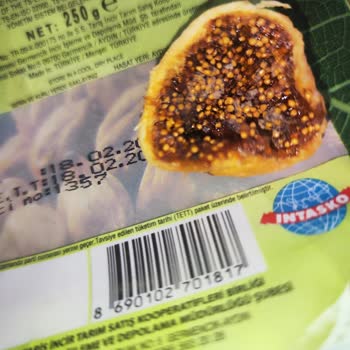 BİM Marketten Alınan Kuru İncirde Küf Sorunu Ve Sağlık Endişesi