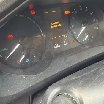 Renault Kangoo E-tech Arızası 3 Aydır Çözülmedi, İş Kaybı Yaşıyoruz