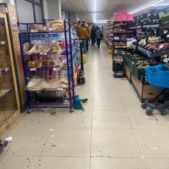 A101 Halıcıoğlu Şubesinde Temizlik Ve Personel Eksikliği Sorunu