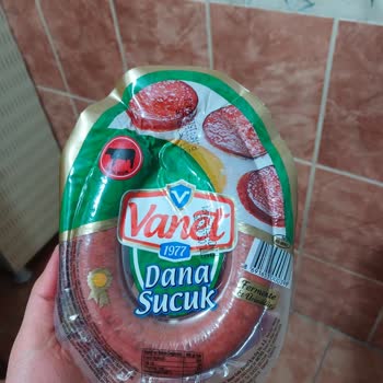 Aldığım Vanet Sucukta Küf Çıkması Nedeniyle Hayal Kırıklığı Yaşadım