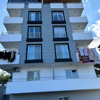 Belediye Mahkeme Kararına Rağmen Kaçak Yapıyı Yıkmıyor