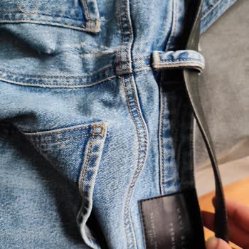 Mavi Jeans Pantolonun Cebi Kısa Sürede Yırtıldı