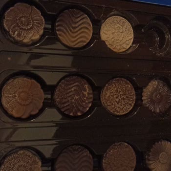 Çikolatanın Üzerindeki Beyaz Tabaka Endişesi