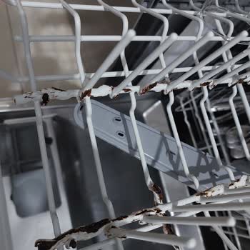 Arçelik Bulaşık Makinesi Sepet Tellerinde Pas Sorunu