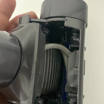Dyson Süpürge Başlığı Kırıldı Garanti Kapsamında Destek Bekliyorum