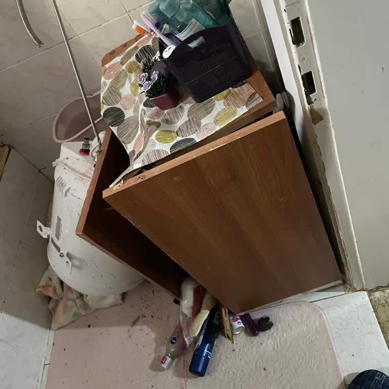 Vestel Termosifon Montaj Hatası Nedeniyle Ürünün Düşmesi ve Servis İlgisizliği