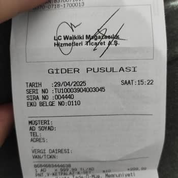 İade Talebimde Para Yerine Hediye Kartı Verilmesi Mağazadan Soğuttu