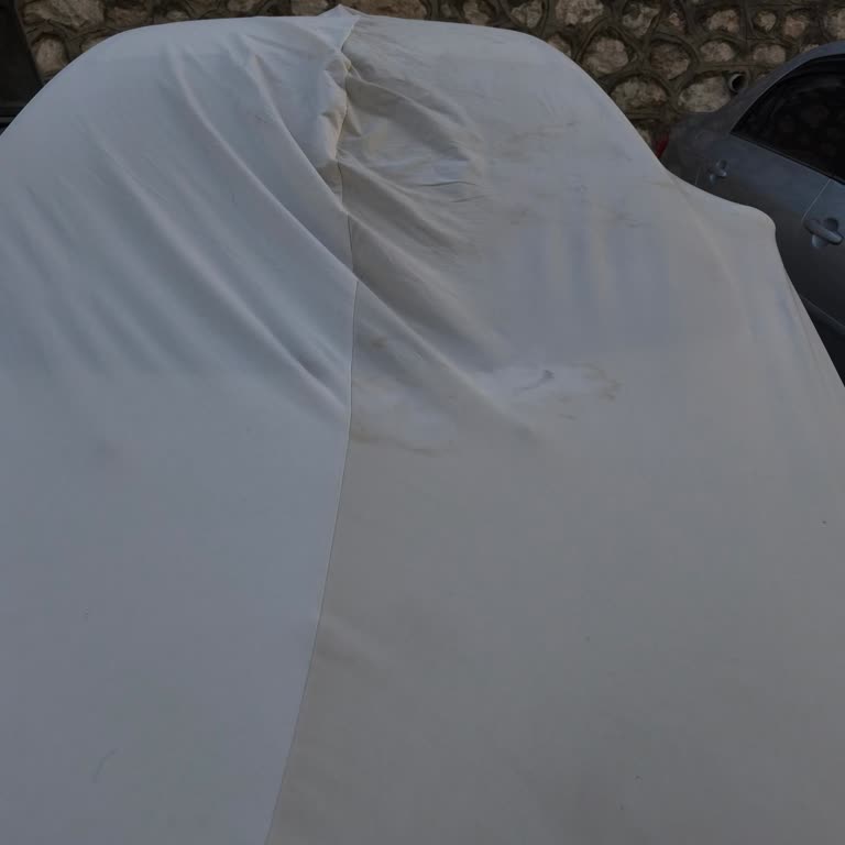 Oto Çadırcı Mesut Gelen Çadırda Büyük Lekeler