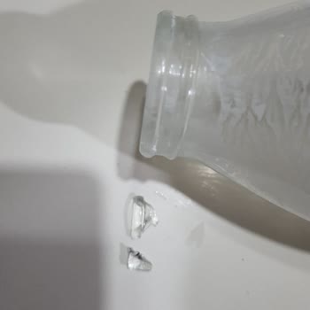 Ayranın İçinden Cam Parçası Çıktı, Çocuğum Tehlike Atlattı!