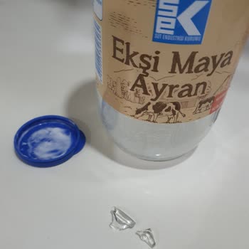 Ayranın İçinden Cam Parçası Çıktı, Çocuğum Tehlike Atlattı!