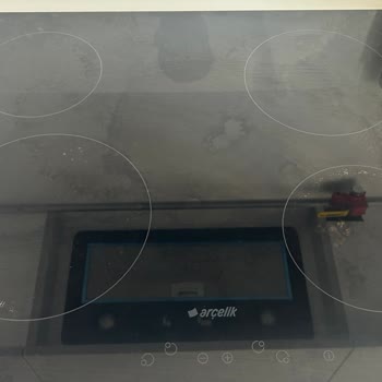 Ocak Temizliği Kabusa Döndü: Lekeler Çıkmıyor