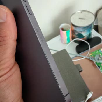 A Grade Olarak Satılan İphone 14 Pro Max Yan Sanayi Ve Hasarlı Çıktı