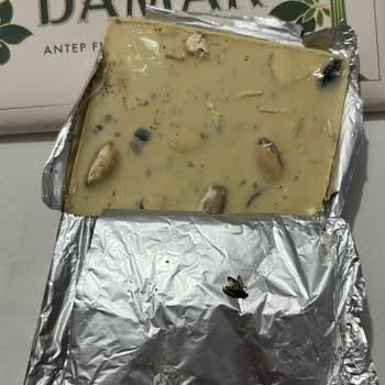 Beyaz Çikolatadan Böcek Çıkması Şaşkınlık Yarattı