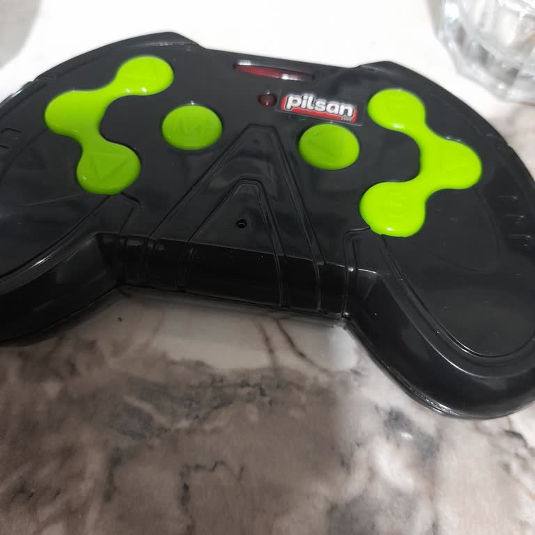 Kumandası Sağ Yöne Dönmeyen Akülü Araba Mağduriyeti