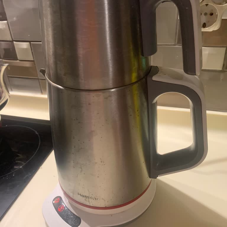 Homend Çay Makinesinde Garanti Süresi Dolmadan Renk Ve Leke Sorunları Yaşadım
