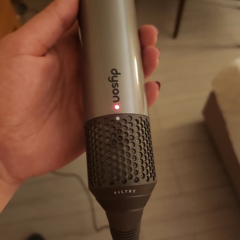 Dyson Airwrap Kırmızı Işık Sorunu Ve Kendi Kendine Kapanma Problemi