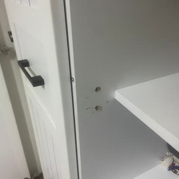 Vivense Dolap Menteşe Vidaları Çıktı, Müşteri Hizmetleri Çözüm Sunmadı