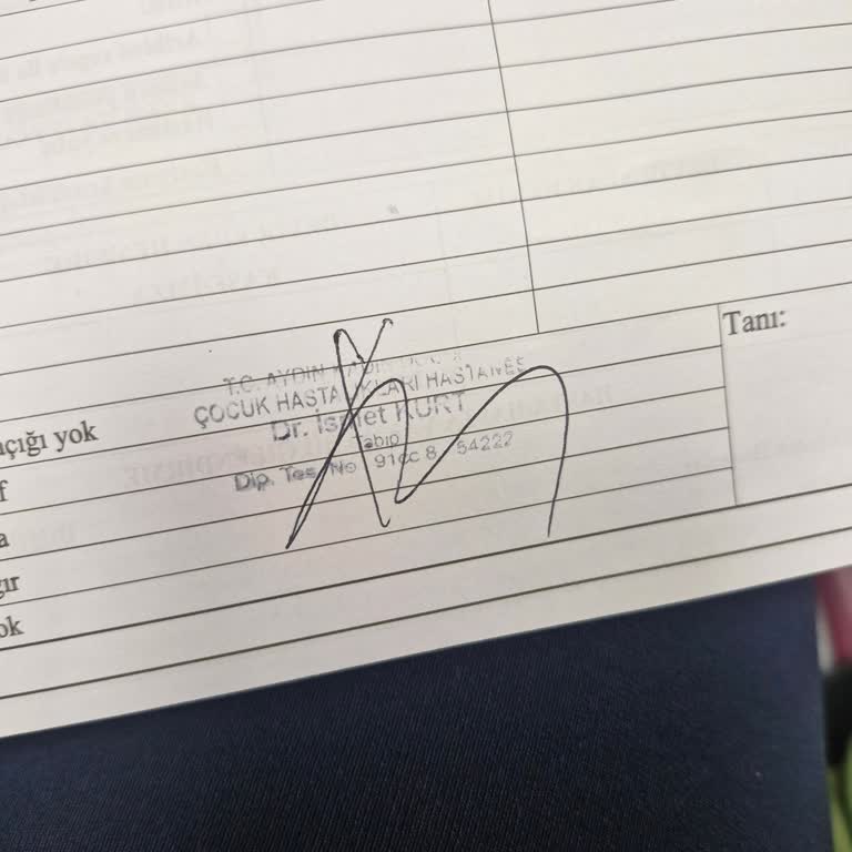 Acil Serviste Doktorun Olumsuz Tavırları Çocuğumu Korkuttu