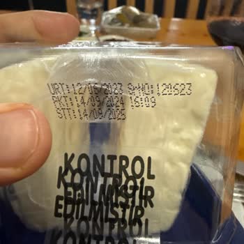 Tahsildaroğlu Peynirde Kötü Koku Ve İlgisizlik
