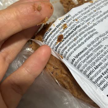 BİM'den Alınan Çiğköfteden Kıl Çıkması Ve İlgisiz Müşteri Hizmeti