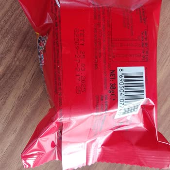 Tarihi Geçmiş Kek Çocuklarda Sağlık Sorunlarına Yol Açtı