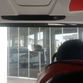 Otobüs Rötarı Ve Bilgilendirme Eksikliği Mağduriyet Yaşattı
