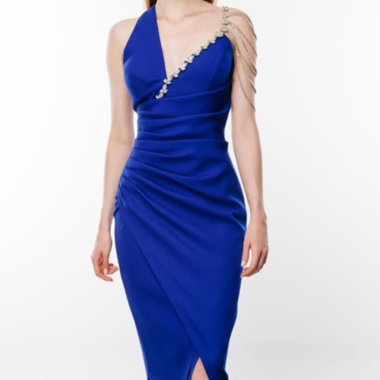 Stokta Olmayan Elbisenin Satışı Ve Geciken İade Süreci