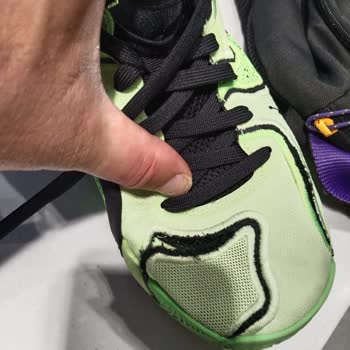 Kısa Sürede Dağılan Ayakkabı Ve Değişim Sorunu