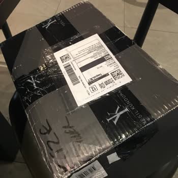 Aldığım Botlar Kısa Sürede Yırtıldı Mağaza İlgisiz Ve Kaba Davrandı