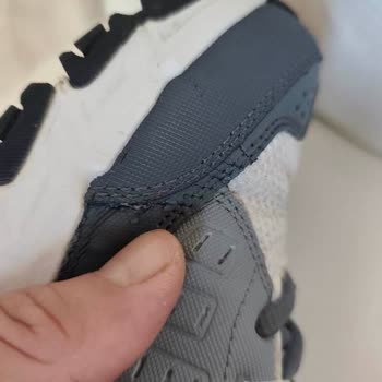 Skechers Ayakkabıda Aynı Noktada Tekrarlayan Yırtılma Sorunu