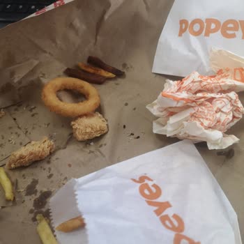 Popeyes Ankara Cepa Şubesinde Sürekli Tekrarlanan Dikkatsiz Sipariş Hazırlama Sorunu