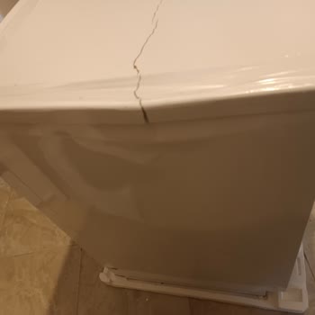 Sıfır Bulaşık Makinesi Kırık Ve Ezik Geldi, Değişim Reddi