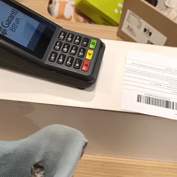 FLO Ayakkabının  Kusurlu Ürünlerini Kabullenmeyip Sıfır Değişim Yapmaması!