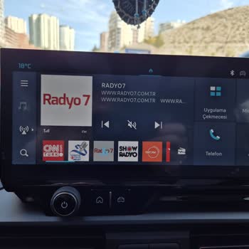 Citroen Berlingo'da Radyo Logoları Sorunu Sürüş Güvenliğini Olumsuz Etkiliyor