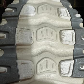 Aldığım Ayakkabı Defolu Çıktı Muhatap Bulamıyorum