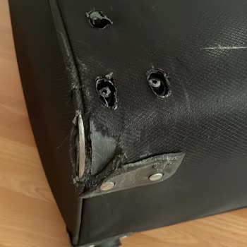 Yeni Valizim Uçuşta Kırıldı, Tamirat Değil Ücret İadesi İstiyorum!