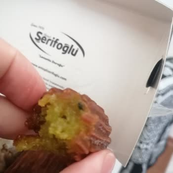 Fıstıklı Tulumba Tatlısında Sağlıksız Ve Sahte Ürün Şüphesi